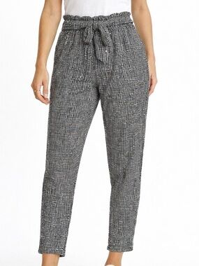 Caution to the Wind Paperbag Waist Tapered Pants in Black White Check Size M